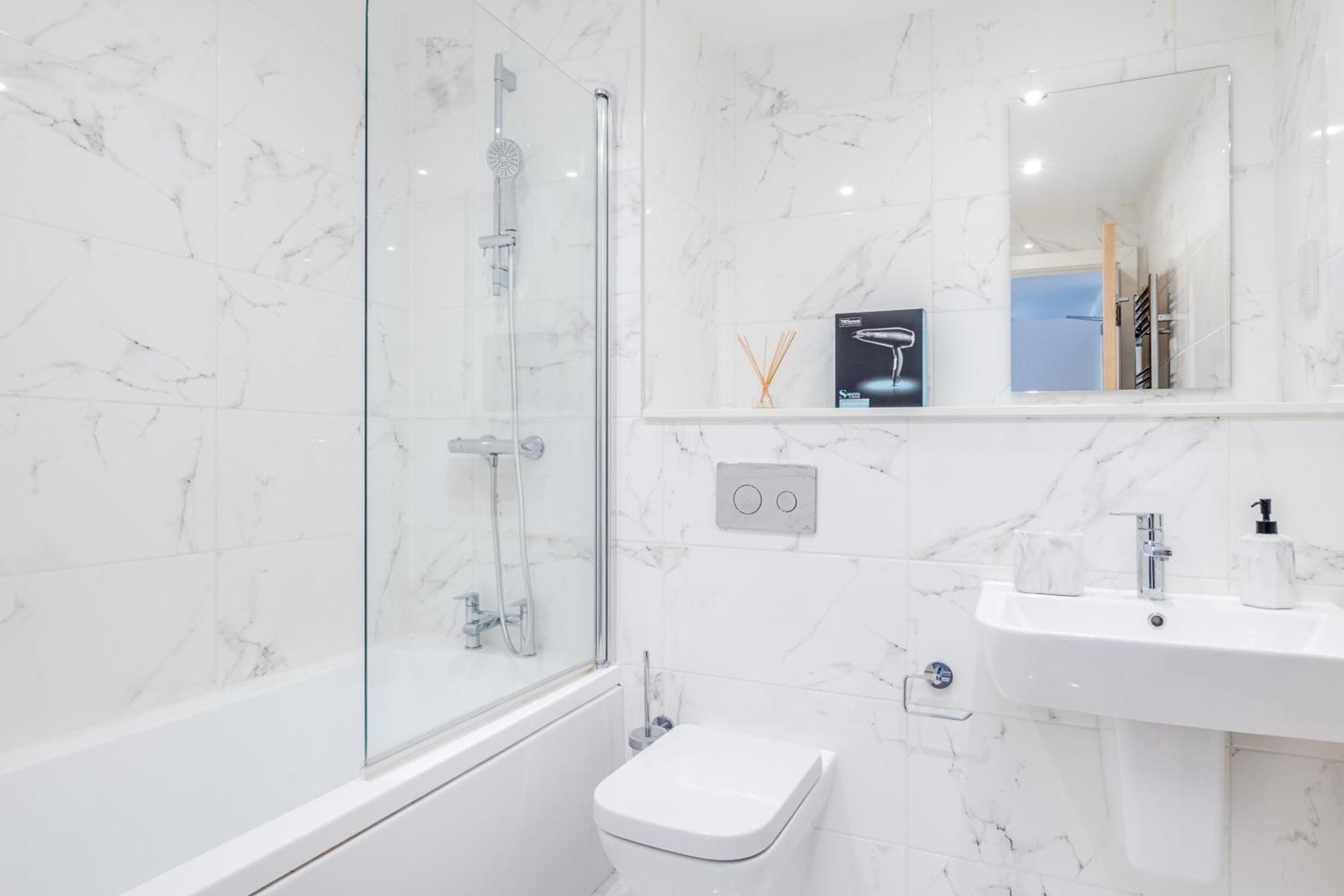 Broadway Mailbox Luxury New 1 Bed Apartment With Free Parking Birmingham Exterior foto